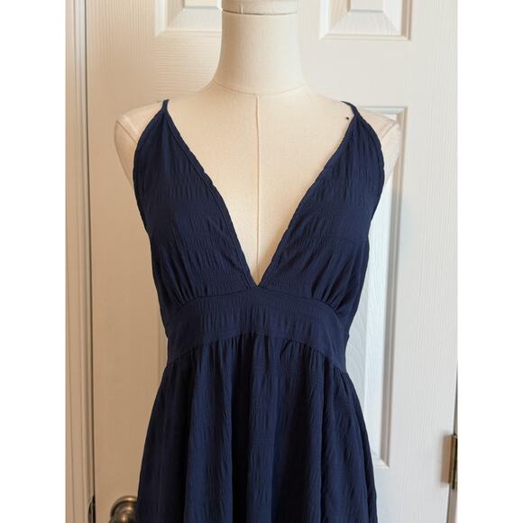 Spaghetti Strap Maxi Dress Womens Medium Blue Deep V Criss Cross Back Summer - Picture 4 of 9